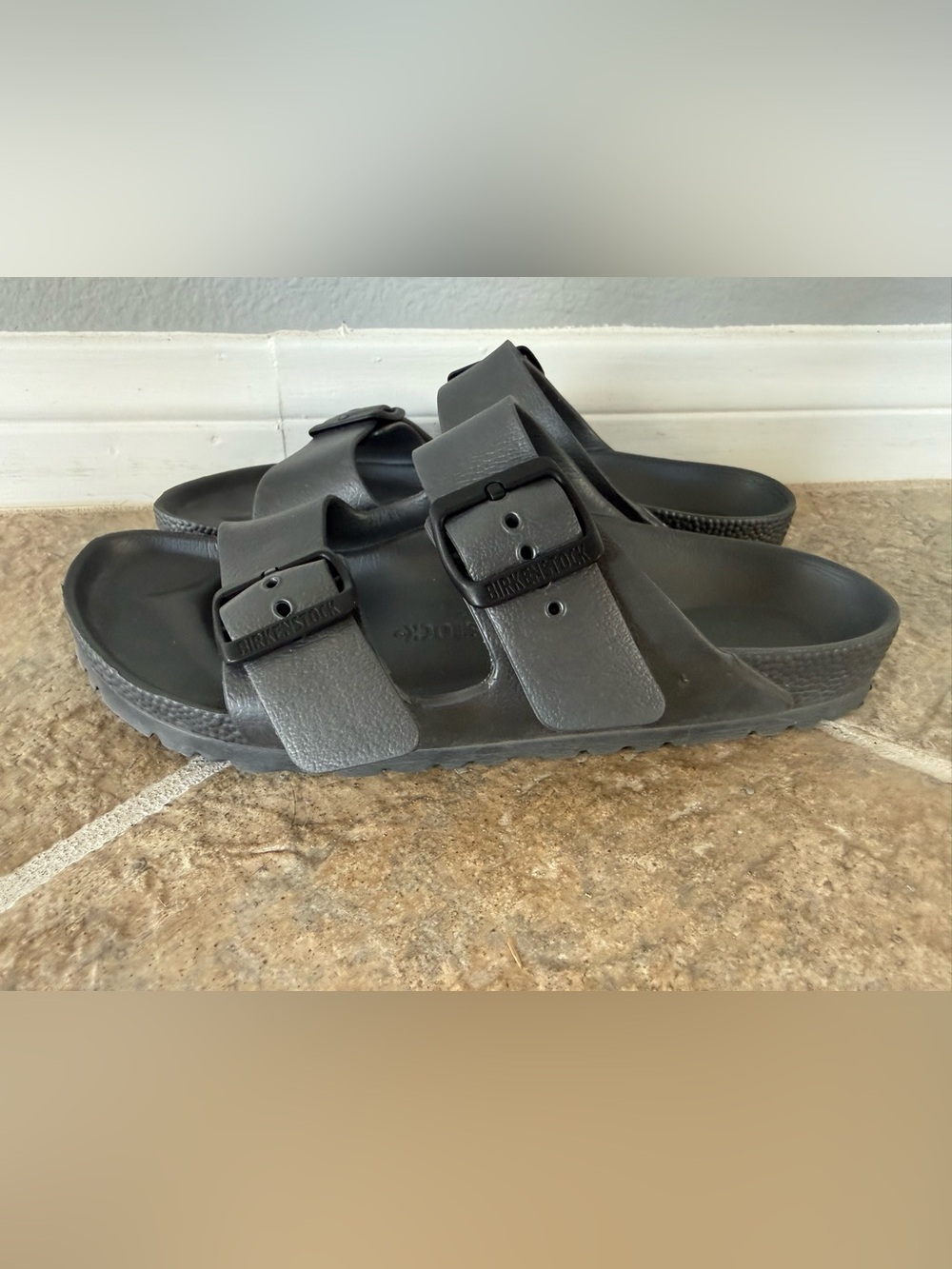 Birkenstock Arizona Essentials Sandals EVA Color: Black Size 37 - Picture 3 of 6